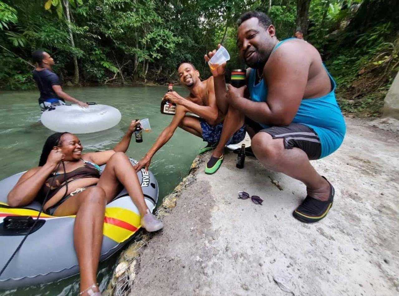 Idilio Escape Appartement Ocho Rios Buitenkant foto